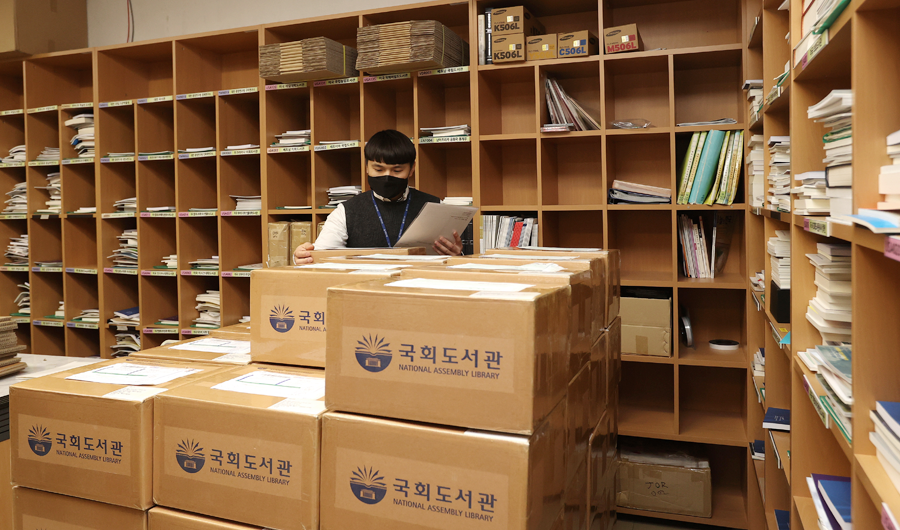 위드 코로나로 단계적 일상 회복, 국회도서관 재개관 사진11