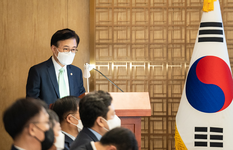 [제21대국회 후반기 신임 국회의장 업무보고] 국회와 국민을 향한 도약, 국회도서관의 디지털 전환 사진5